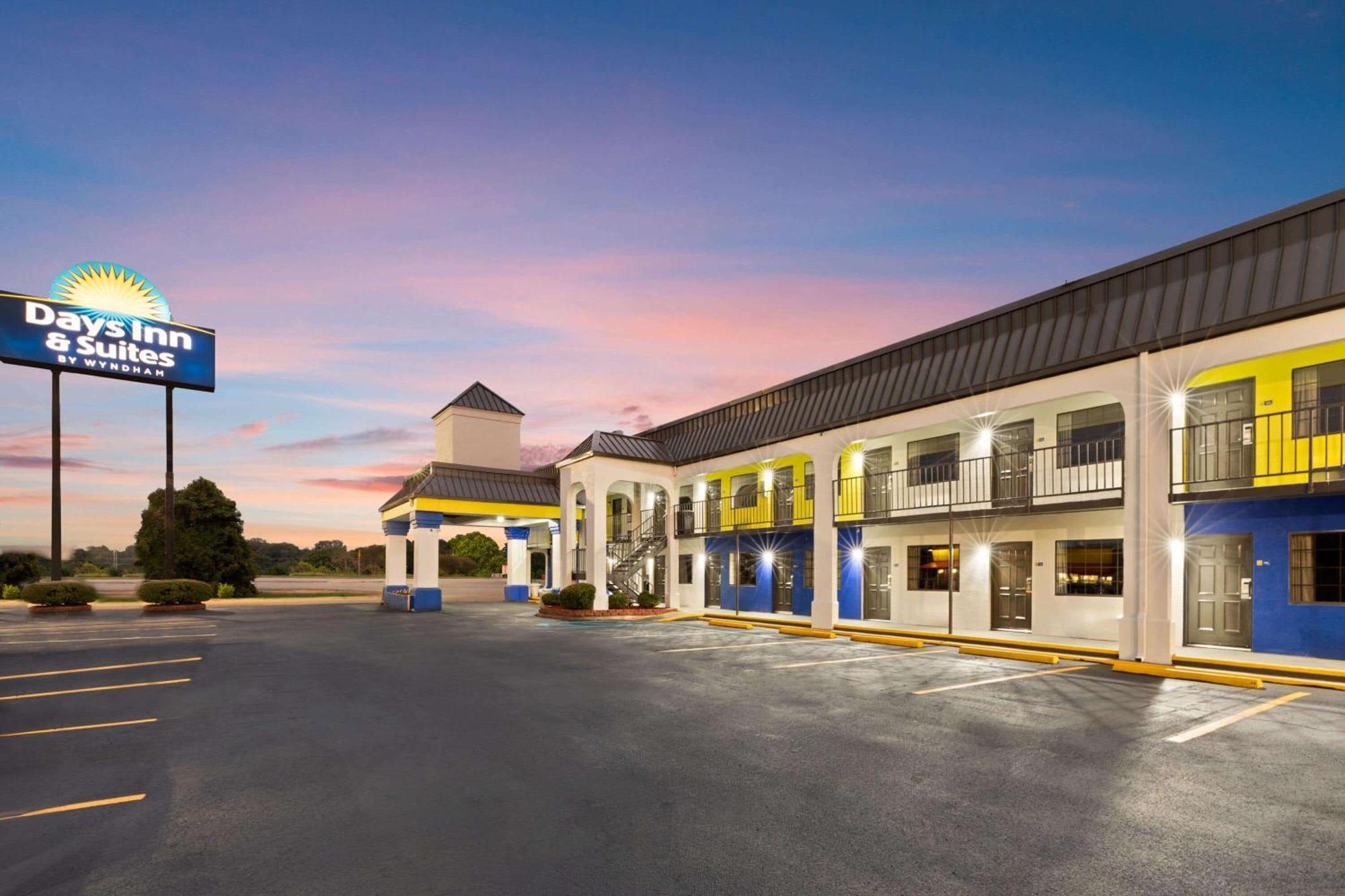 Days Inn & Suites By Wyndham Vicksburg Ngoại thất bức ảnh